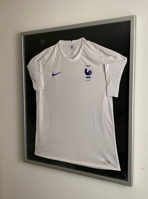 maillot encadré de l'équipe nationale